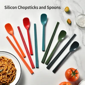 Bacchette in Silicone Alimentare Resistenti al Calore Antiscivolo Riutilizzabili per Bambini Adulti Cena Sana Utensili da Cucina