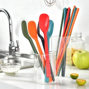 Set di cucchiai e bacchette in silicone resistenti al calore per alimenti per bambini