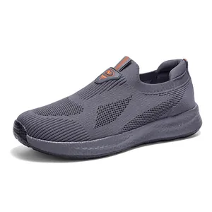 Scarpe da camminata grigie leggere da uomo con maglia traspirante e suola flessibile