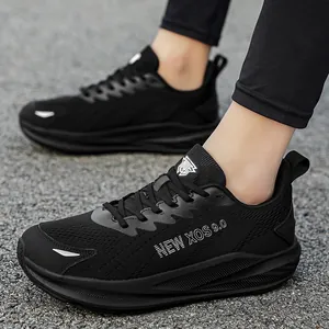 Professional black running shoes for men with breathable mesh for racing and training
