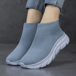 Scarpe a Calzino Flyknit Unisex Alte Leggere Traspiranti Sneaker Sportive Casual Senza Lacci Moda Scarpe da Corsa Taglie Forti Scarpe di Coppia