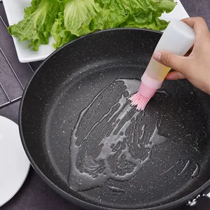 Pinceau à huile BBQ en silicone résistant pour un graissage précis en poêle