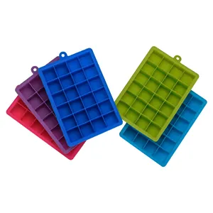 Vaschetta per cubetti di ghiaccio in silicone alimentare a 24 fori in vari colori