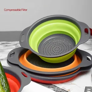 Round collapsible silicone colander for washing vegetables and fruits in kitchen