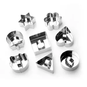 Set of stainless steel mousse rings with pushers for various cake and food shapes