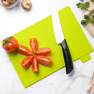 Green PP plastic cutting board set with ceramic knife for kitchen fruit and vegetables