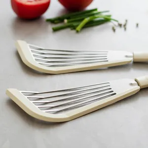 Heat-resistant stainless steel fish spatula with silicone beveled edge for non-stick pans