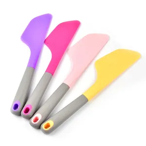 Set di 4 spatole da forno grandi in silicone colorato per raschiare la crema torta