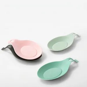 Large heat-resistant silicone spoon rests for kitchen utensils in four pastel colors