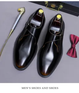 Chaussures monk en cuir de vachette brillant pour hommes, vue de dessus détaillée