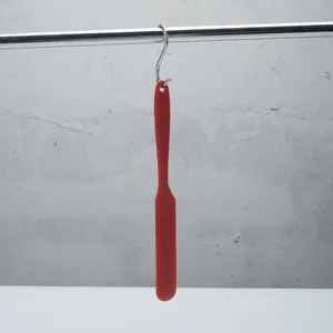 Spatola in silicone rosso integrata premium per la cottura e la miscelazione della panna