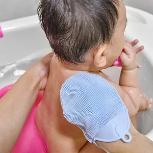 Zachte TPE siliconen badborstel met haren voor milde reiniging en massage van de babyhuid