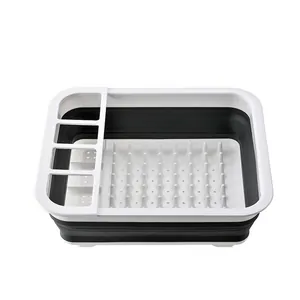 Scolapiatti pieghevole per l'organizzazione della cucina e il drenaggio rapido.
