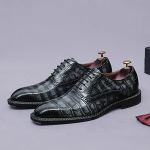 Men's British style Oxford shoes with crocodile pattern, genuine leather business dress.