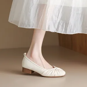 Chaussures de Grand-Mère Douces Style Français pour Femmes Bout Carré Petit Talon Bloc Nœud Froncé Ballerines