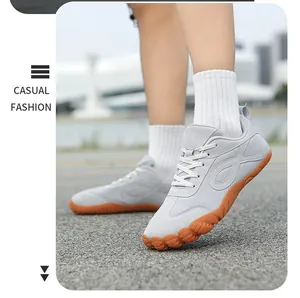 Sneaker GAT in mesh grigio traspirante da uomo con suola in gomma naturale