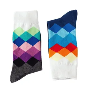 Bunte Unisex-Baumwollsocken mit lebhaftem geometrischem Argyle-Rautenmuster mittellang