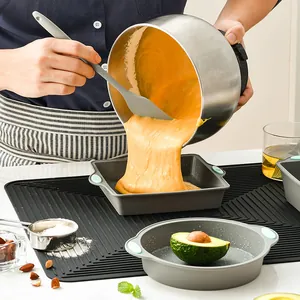 Non-stick silicone baking mold set including square and round cake pans for kitchen use