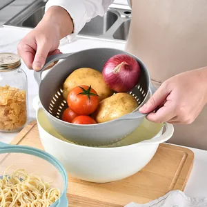 Versatile 8-piece plastic kitchen colander and mixing bowl set for washing vegetables