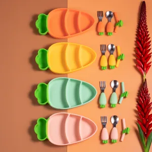 Karottenform Silikon Baby Fütterungsplatte Set Edelstahl Gabel Löffel Strohhalm Bürste Saugnapf Anti-Rutsch Geschirr