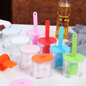 Kitchen Oil Dispenser Bottle With Silicone Brush Eagle Spout Plastic Oil Cruet Container With Scale For BBQ Cooking Baking