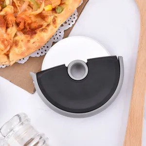 Premium-Pizzaschneider aus Edelstahl mit ergonomischem, schützendem Griff-Design