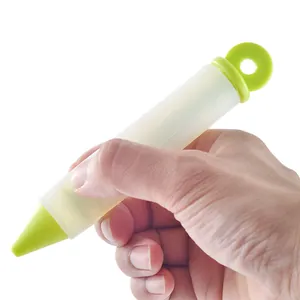 Professional green silicone piping pen for DIY cake decorating and chocolate writing