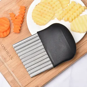 Stainless Steel Crinkle Cutter Knife Wave Blade Slicer For Potato Onion Vegetable Fruit Salad Kitchen Tool With Ergonomic Handle