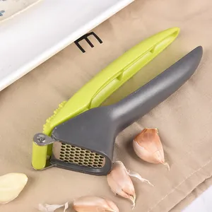 Manual Garlic Press Stainless Steel Mincer With Ergonomic ABS Handle Kitchen Gadget For Ginger Garlic Mash Green Gray