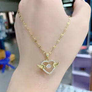 Floating Heart Pendant Necklace Titanium Steel Angel Wings Clavicle Chain Light Luxury Rhinestone Choker For Women Gift