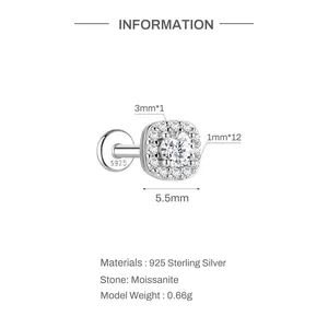 Detailansicht des Moissanit-Silberohrrings mit 5,5-mm-Größe und Materialspezifikationen.