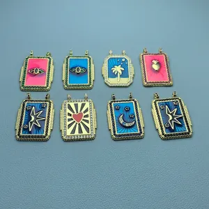 Set aus rechteckigen Emaille-Anhängern mit Bösem Blick und Herz für DIY-Schmuck