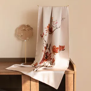 Châle de Luxe en Soie de Mûrier pour Femmes Double Couche avec Boucle Long Imprimé Floral Fleur de Prunier Style Chinois