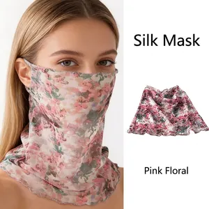 Sommer Sonnenschutzmaske aus Maulbeerseide mit rosa Blumenmuster für Hals und Gesicht