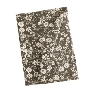 Olive green daisy print scarf with fringed edges for autumn and winter, versatile shawl