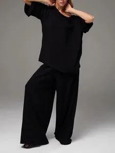 Élégant ensemble de détente noir ample pour femmes avec pantalon large détail visuel
