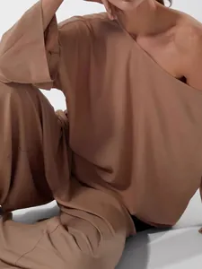 Ensemble de détente français minimaliste pour femmes, costume de loisirs marron confortable.