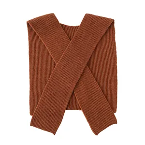 Modischer brauner Strickschal für Damen mit einzigartigem Crossover-Nackenwickel-Design