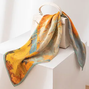 Eleganter Maulbeerseiden-Schal mit abstraktem Ölgemälde-Print in Gelb- und Orangetönen