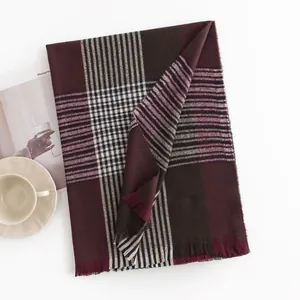 Sciarpa scialle a quadri in finto cashmere per calore invernale in stile business