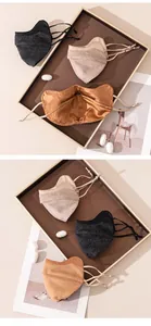 Gesichtsmasken aus Seide und Wolle mit weichem Innenfutter und verschiedenen Farben Set