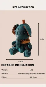 Vue détaillée montrant la hauteur de 10 cm et la soie de ce pendentif éléphant