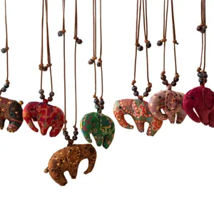 Collier pendentif éléphant en soie fait main de style ethnique avec cordon réglable