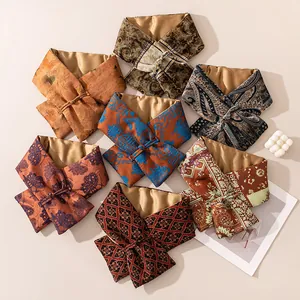 Colección de bufandas de seda 100% acolchadas con elegantes motivos tradicionales