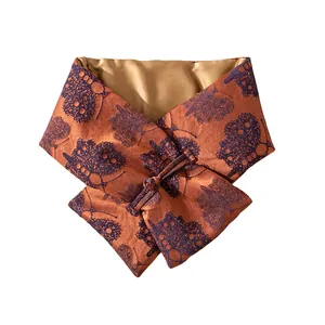 Bufanda de seda Xiangyunsha de estilo chino con elegantes motivos de mariposa