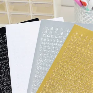 Foliengeprägte Alphabet-Aufkleber in Gold, Silber, Schwarz und Weiß für Scrapbooking