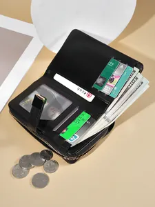 Elegante portafoglio da donna con scomparti per carte e tasca portamonete con zip