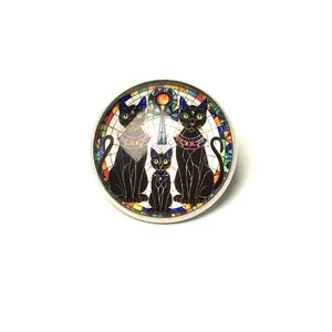 Vintage Ancient Egyptian Pharaoh Bastet Cat Time Gem Brooch Alloy Glass Animal Round Pin For Women Men Retro Jewelry Gift