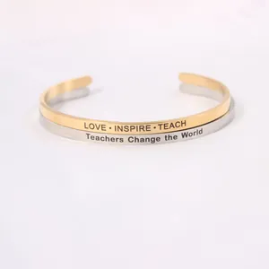 Bracelet Jonc Ouvert en Acier Inoxydable Gravé Minimaliste pour Femmes Hommes Bijoux avec Citation de Mantra Inspirante