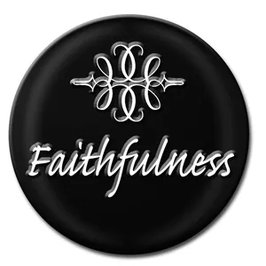 Detail of black Noosa snap button with white Faithfulness text for DIY jewelry projects